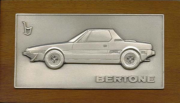 Bertone plaque